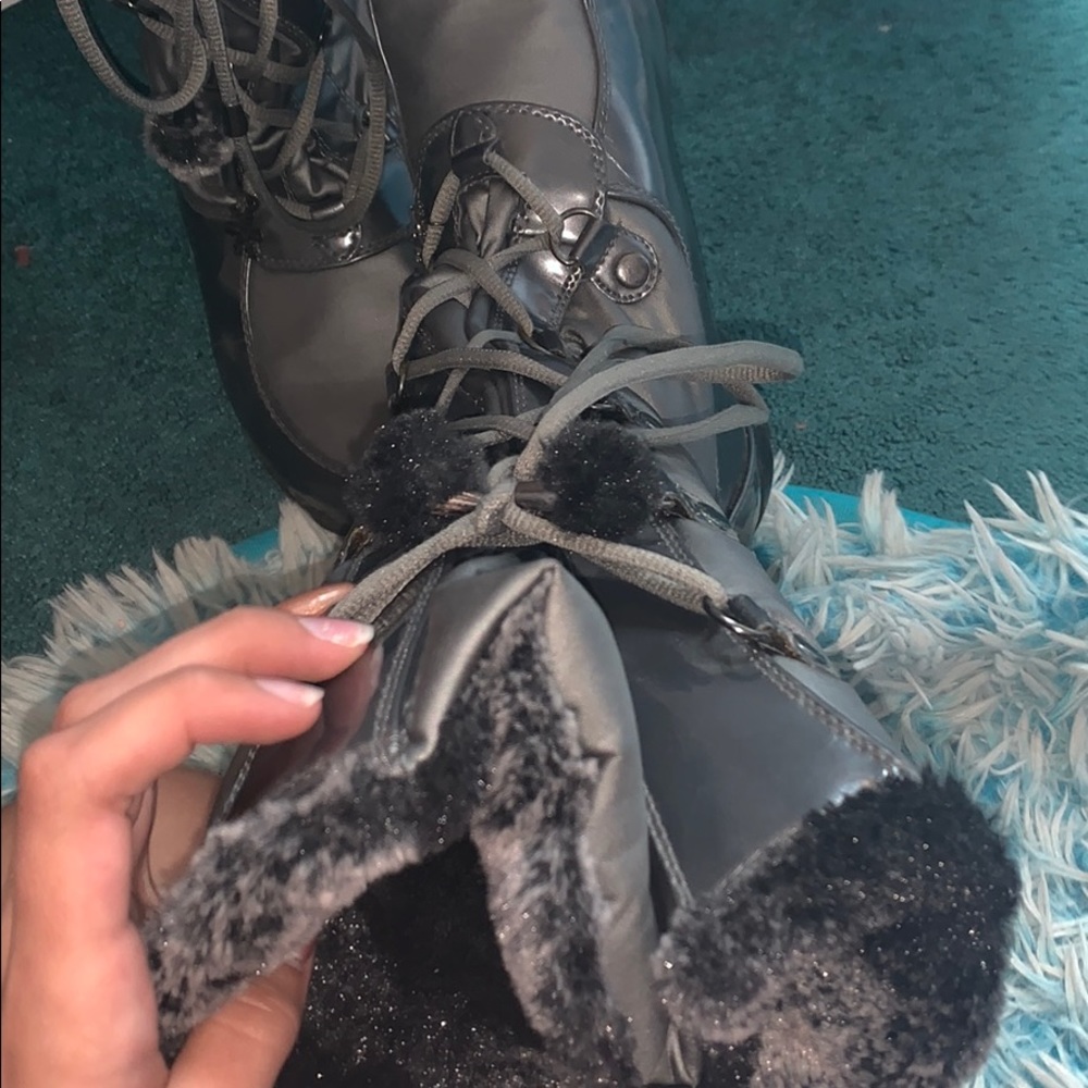 winter boots - Picture 4 of 4